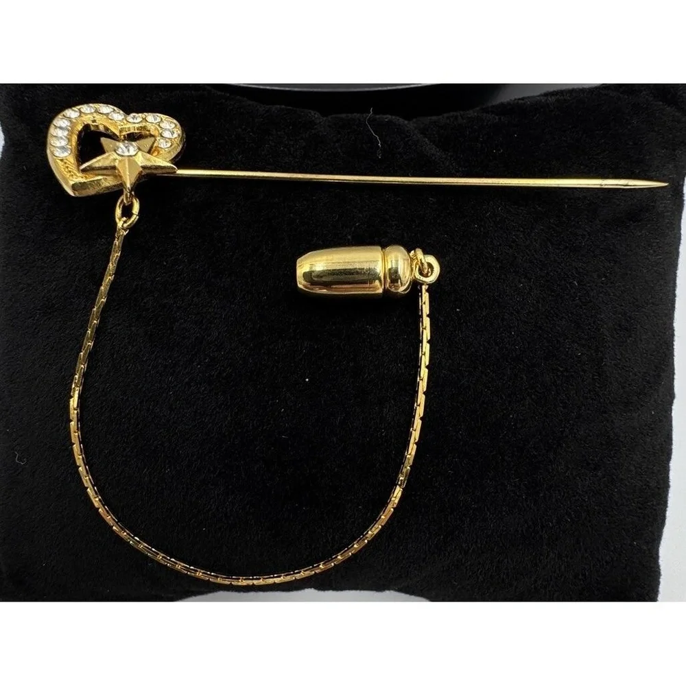 Vintage Valentines Day Gold Tone Rhinestone Heart Star Locking Stink Pin & Chain